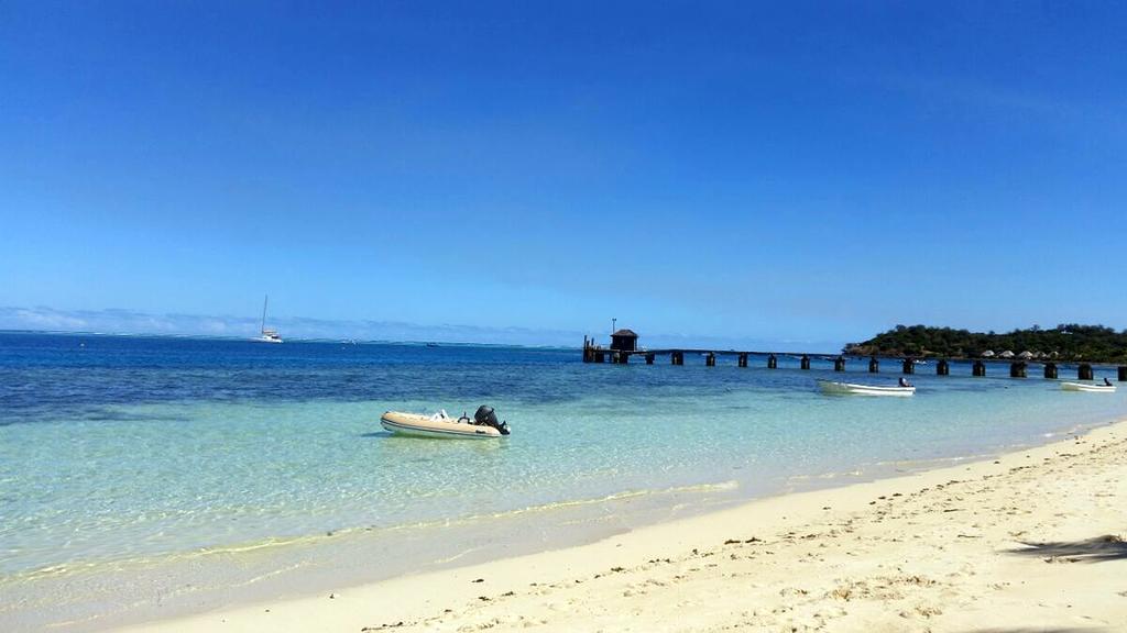 Ratu Kini Backpackers And Dive Resort Mana Island Exterior photo
